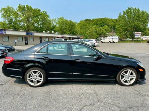 Used 2013 Mercedes-Benz E 350 4MATIC Sedan image 9