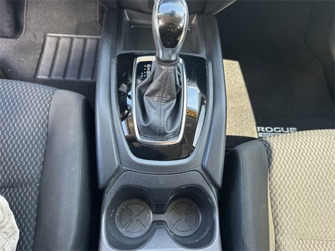 Certified 2021 Nissan Rogue Sport S image 23