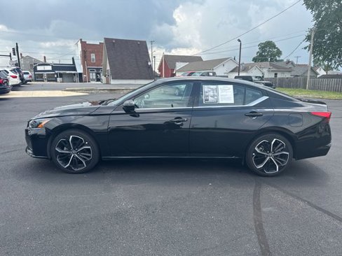 Used 2023 Nissan Altima 2.5 SR image 4