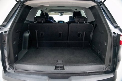 Used 2018 Chevrolet Traverse LT image 9