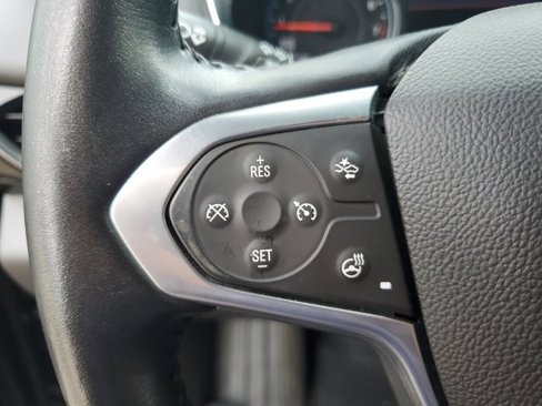Used 2022 Chevrolet Traverse RS image 34