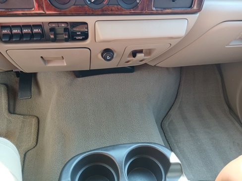 Used 2006 Ford F350 Lariat image 38