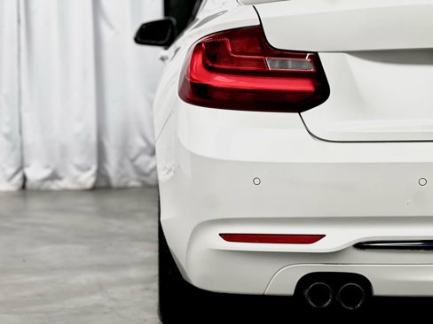 Used 2016 BMW 228i Coupe w/ Premium Package image 12