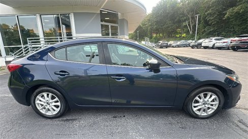 Used 2015 MAZDA MAZDA3 i Grand Touring image 5