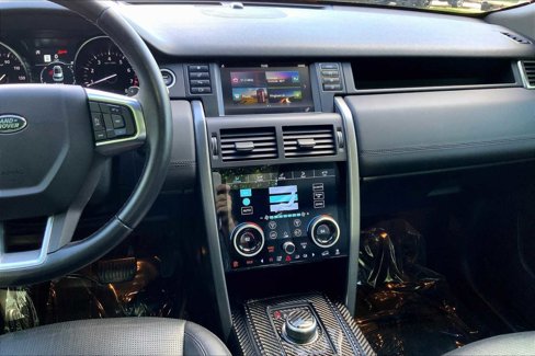 Used 2019 Land Rover Discovery Sport HSE image 6
