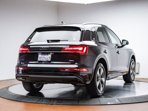 Certified 2024 Audi Q5 2.0T Premium Plus w/ Premium Plus Package image 7