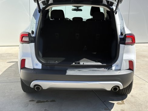 Used 2023 Ford Escape Active image 9