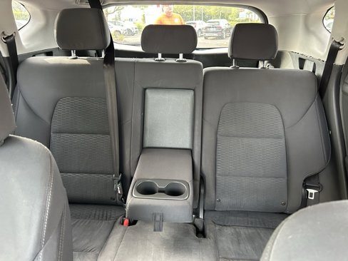 Used 2019 Hyundai Tucson SE image 19