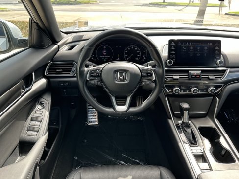 Used 2020 Honda Accord Sport image 2