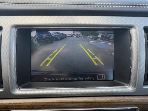 Used 2015 Jaguar XF Portfolio image 18