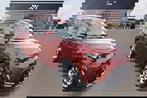 New 2025 Kia Soul LX w/ LX Technology Package image 1
