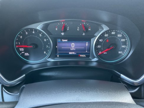 Used 2019 Chevrolet Equinox LT image 11