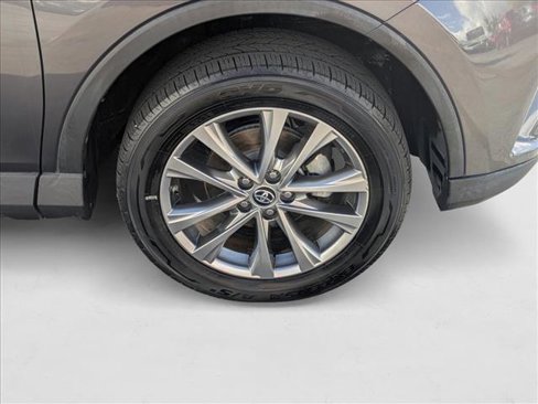 Used 2016 Toyota RAV4 Limited image 20
