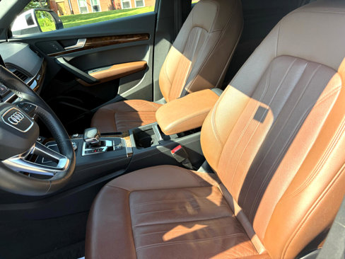 Used 2018 Audi Q5 2.0T Premium Plus w/ Premium Plus Package image 14