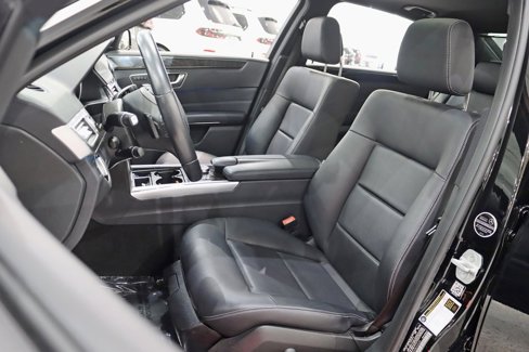 Used 2016 Mercedes-Benz E 350 4MATIC Sedan image 25