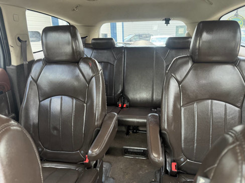 Used 2014 Buick Enclave Leather image 11