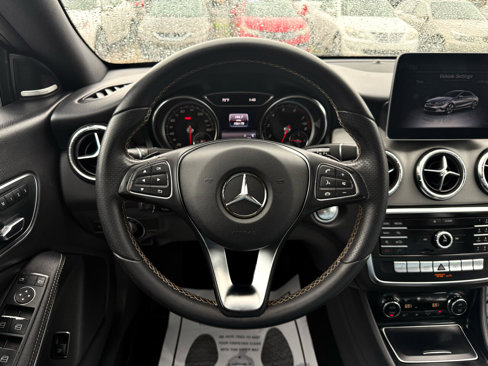Used 2018 Mercedes-Benz CLA 250 4MATIC image 17