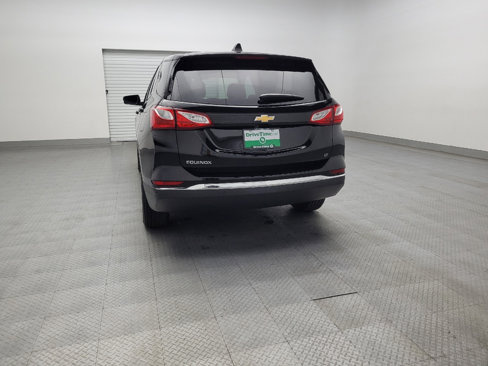 Used 2020 Chevrolet Equinox LT w/ Driver Convenience Package image 6