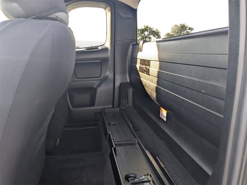 Used 2023 Toyota Tacoma SR image 13
