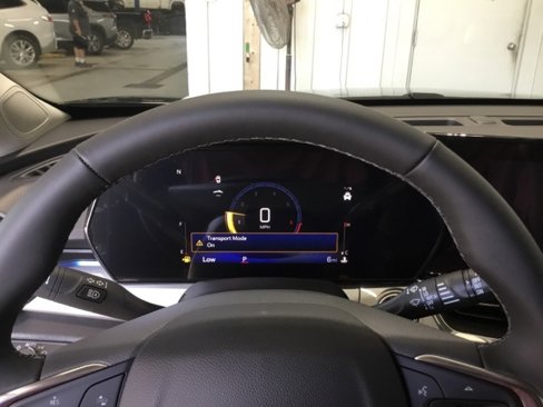New 2025 Chevrolet Trax LT w/ Driver Confidence Package image 28
