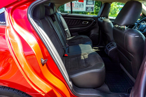 Used 2010 Ford Taurus SHO image 24
