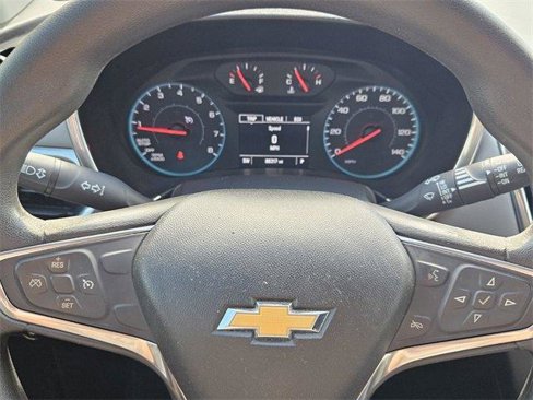 Used 2018 Chevrolet Equinox LS image 21