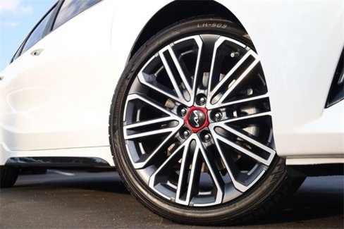 Used 2022 Kia Forte GT w/ GT Technology Package image 3