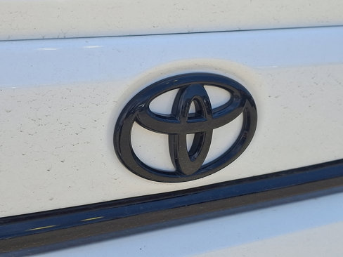 Certified 2025 Toyota Corolla SE image 28