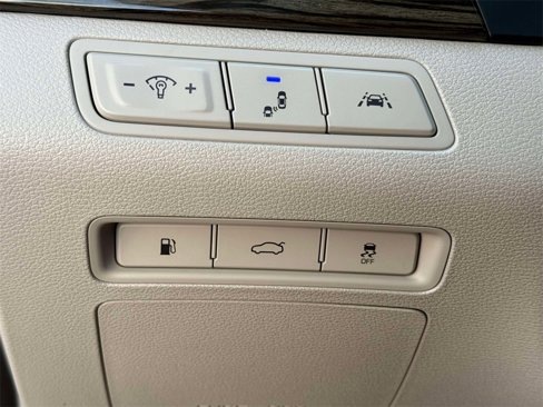 Used 2016 Hyundai Sonata Limited w/ Option Group 04 image 28