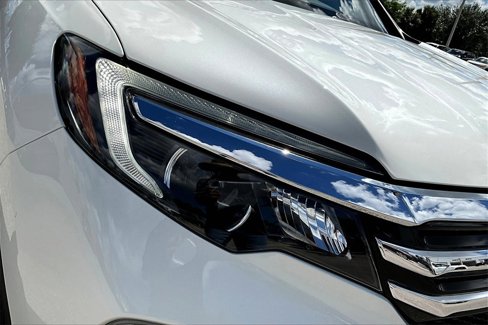 Used 2018 Honda Pilot Touring image 12