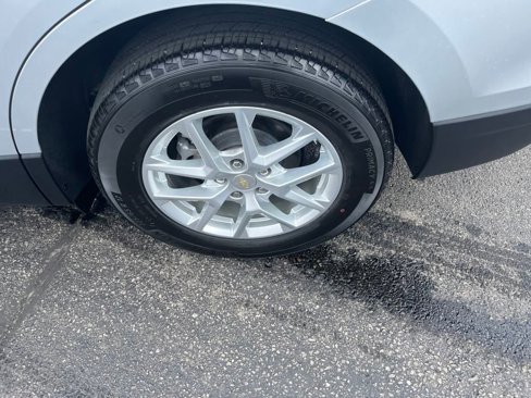 Used 2022 Chevrolet Equinox LT image 32
