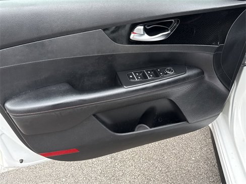 Used 2021 Kia Forte GT image 10