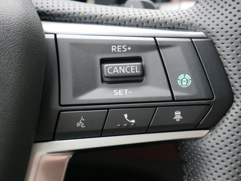 New 2025 Mitsubishi Outlander SEL image 25
