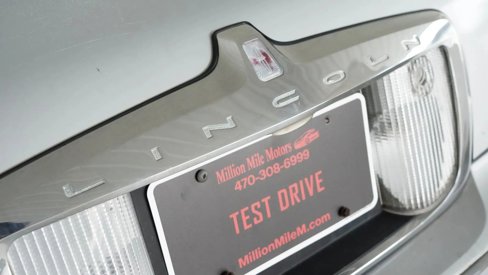 Used 1998 Lincoln Town Car Executive image 21