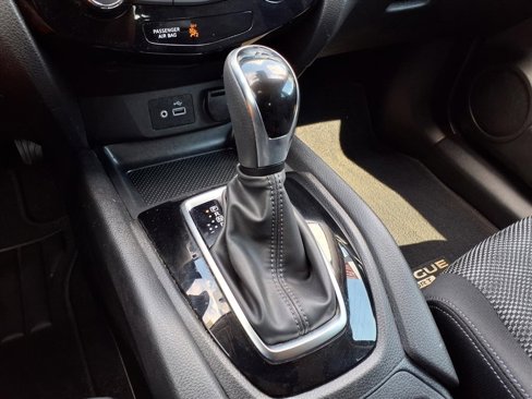 Used 2019 Nissan Rogue Sport SV image 7