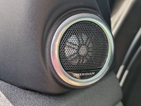 Certified 2021 Land Rover Range Rover Evoque R-Dynamic SE image 22