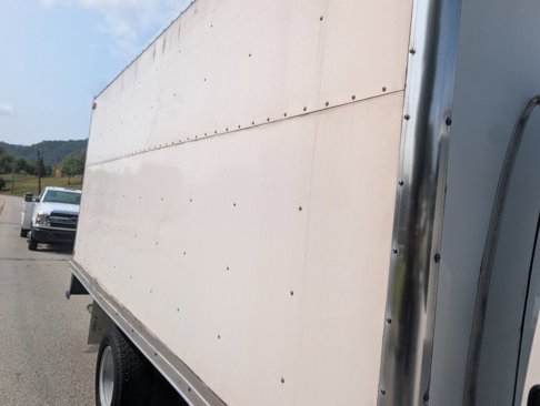 Used 2004 Chevrolet Express 3500 image 19