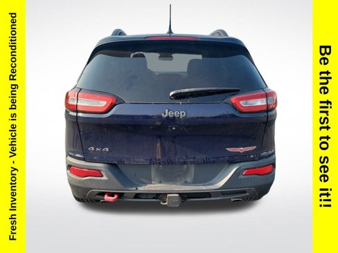 Used 2015 Jeep Cherokee Trailhawk w/ Cold Weather Group image 4