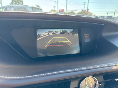 Used 2017 Lexus ES 350 w/ Luxury Package image 20