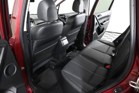Used 2017 Subaru Forester 2.5i Touring image 18