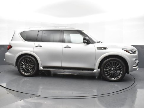Used 2022 INFINITI QX80 Premium Select w/ All-Season Package image 4