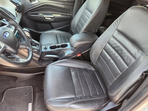 Used 2016 Ford Escape Titanium w/ Equipment Group 301A image 9