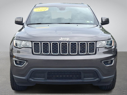 Certified 2021 Jeep Grand Cherokee Laredo w/ Security & Convenience Group image 2