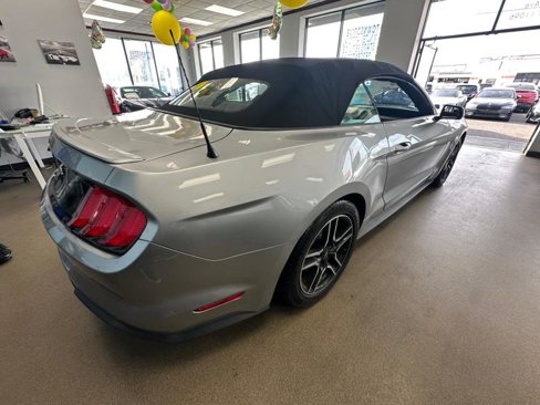 Used 2020 Ford Mustang Premium image 21