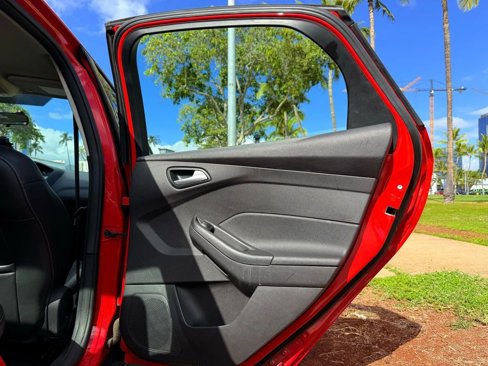Used 2014 Ford Focus SE w/ Equipment Group 201A image 16
