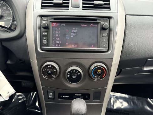 Used 2013 Toyota Corolla S image 17