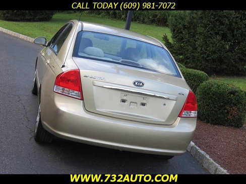 Used 2009 Kia Spectra EX image 30