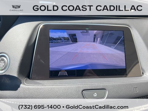 Used 2020 Cadillac XT4 Luxury w/ Cold Weather Package image 21