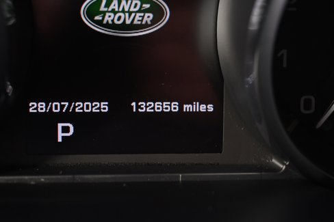 Used 2015 Land Rover Range Rover Sport HSE image 26
