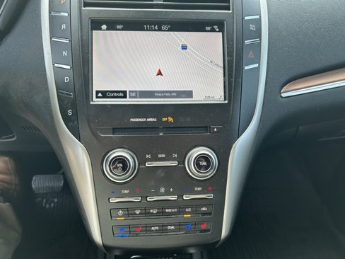 Used 2019 Lincoln MKC Reserve w/ MKC Climate Package image 10